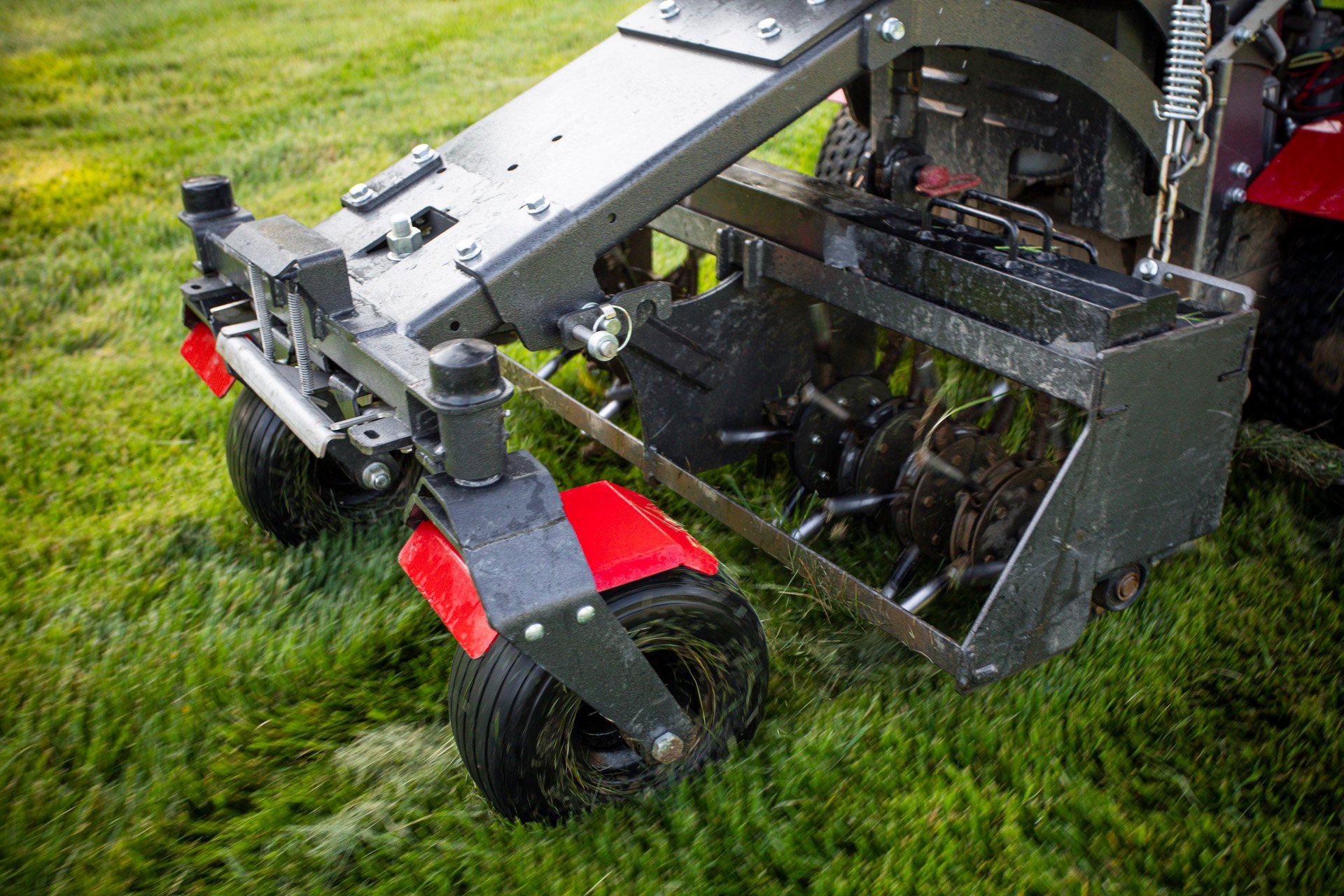 lawn-aerator-2